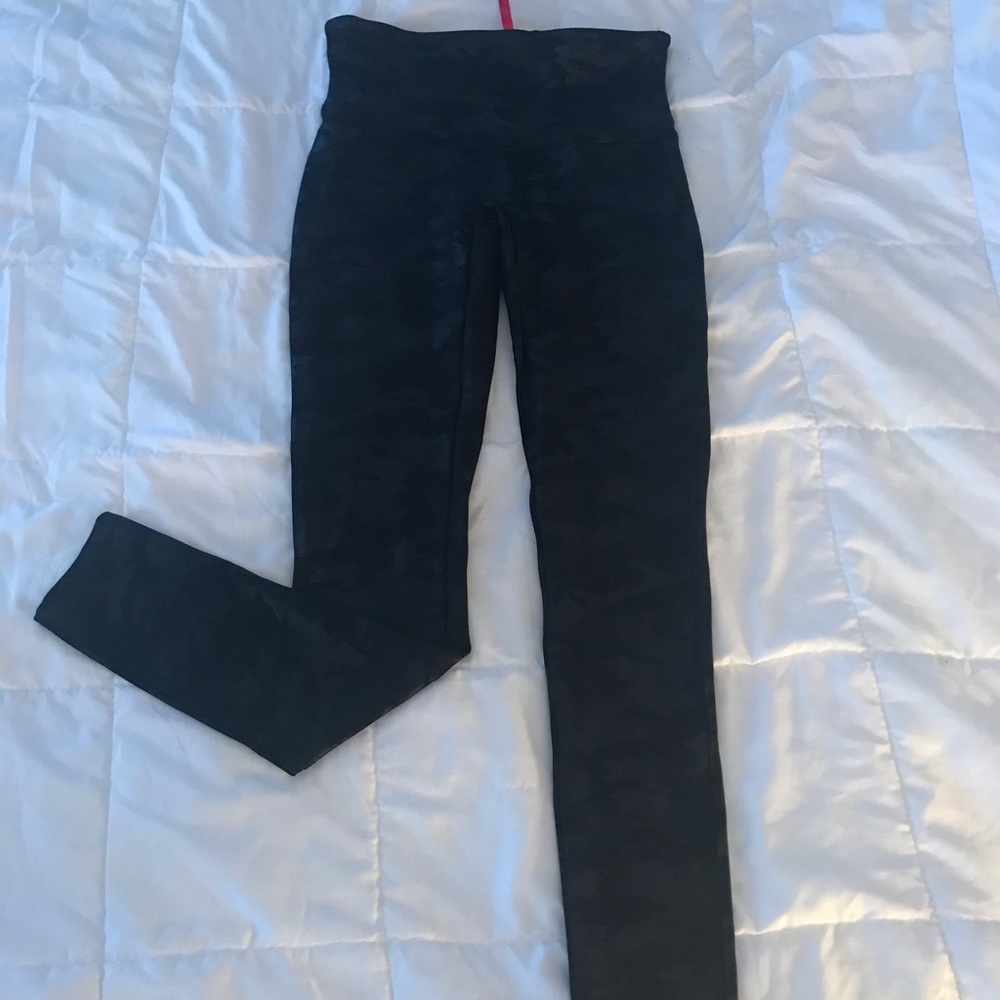 Faux Leather Spanx Camo leggings- size M